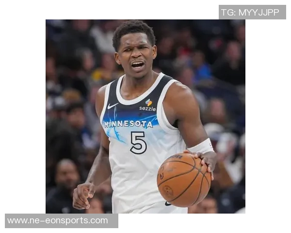 超级球星的关键时刻从亚历山大到爱德华兹的辉煌表现