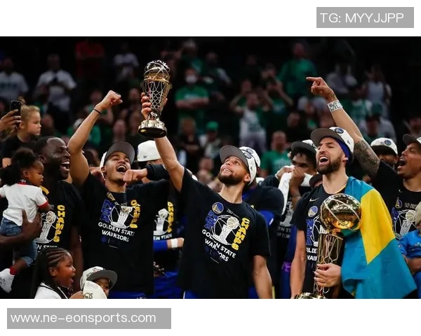 小佩顿赞霍福德攻防兼备速度惊人是球队重要补充 小佩顿赞霍福德攻防兼备速度惊人是球队重要补充