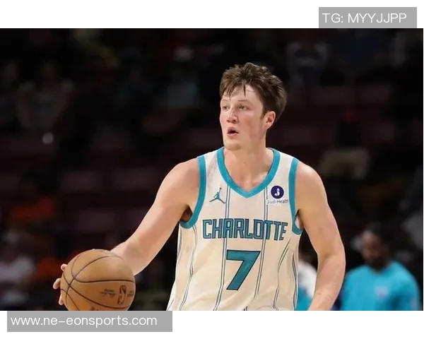 黄蜂新星克尼佩尔21岁前单场轰20分10板追平安东尼与迈基吉辉煌纪录 黄蜂新星克尼佩尔21岁前单场轰20分10板追平安东尼与迈基吉辉煌纪录